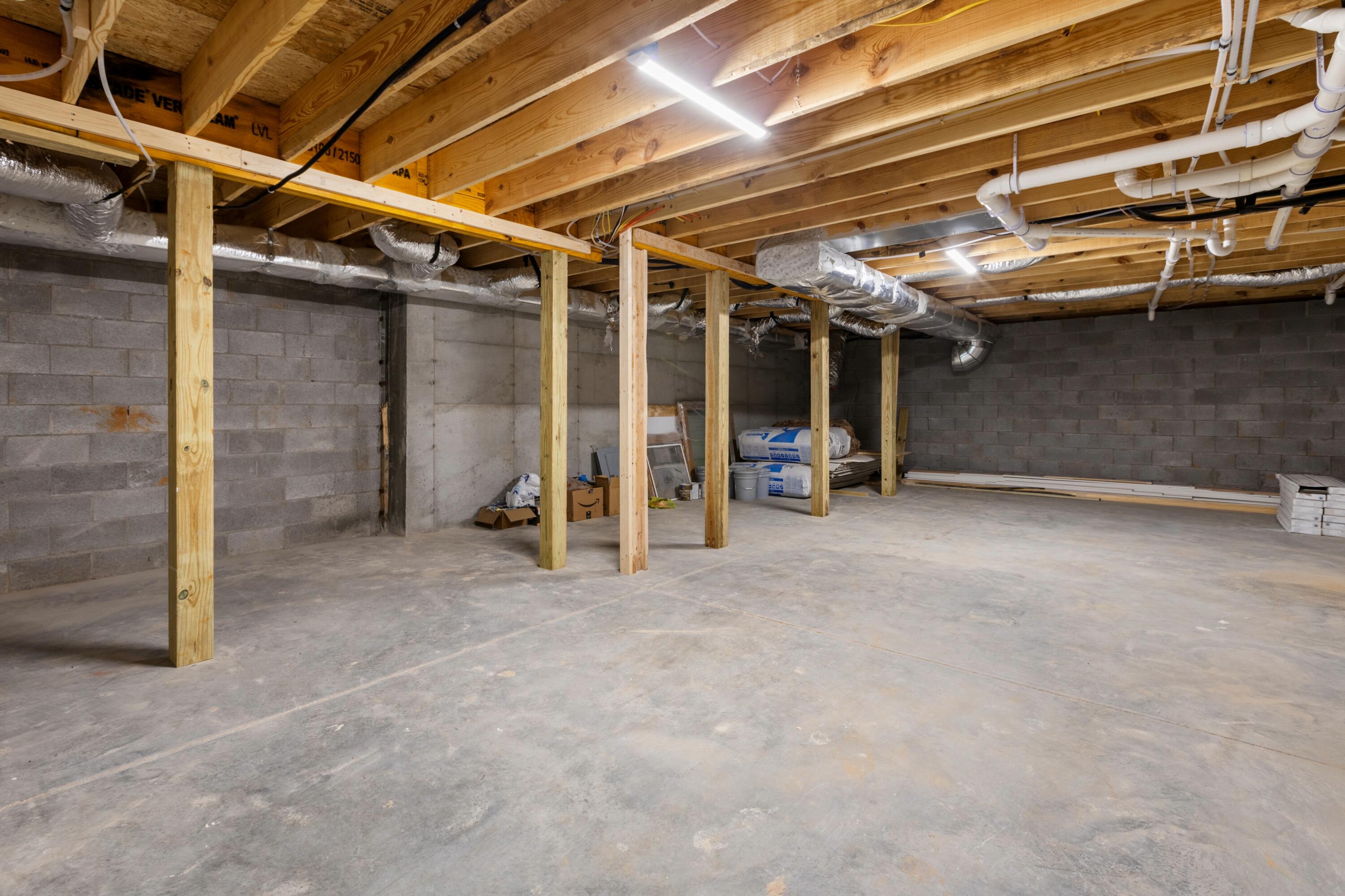 Chattanooga, Tennessee 37409, United States, 4 Bedrooms Bedrooms, ,3 BathroomsBathrooms,Residential,Contingent,137514