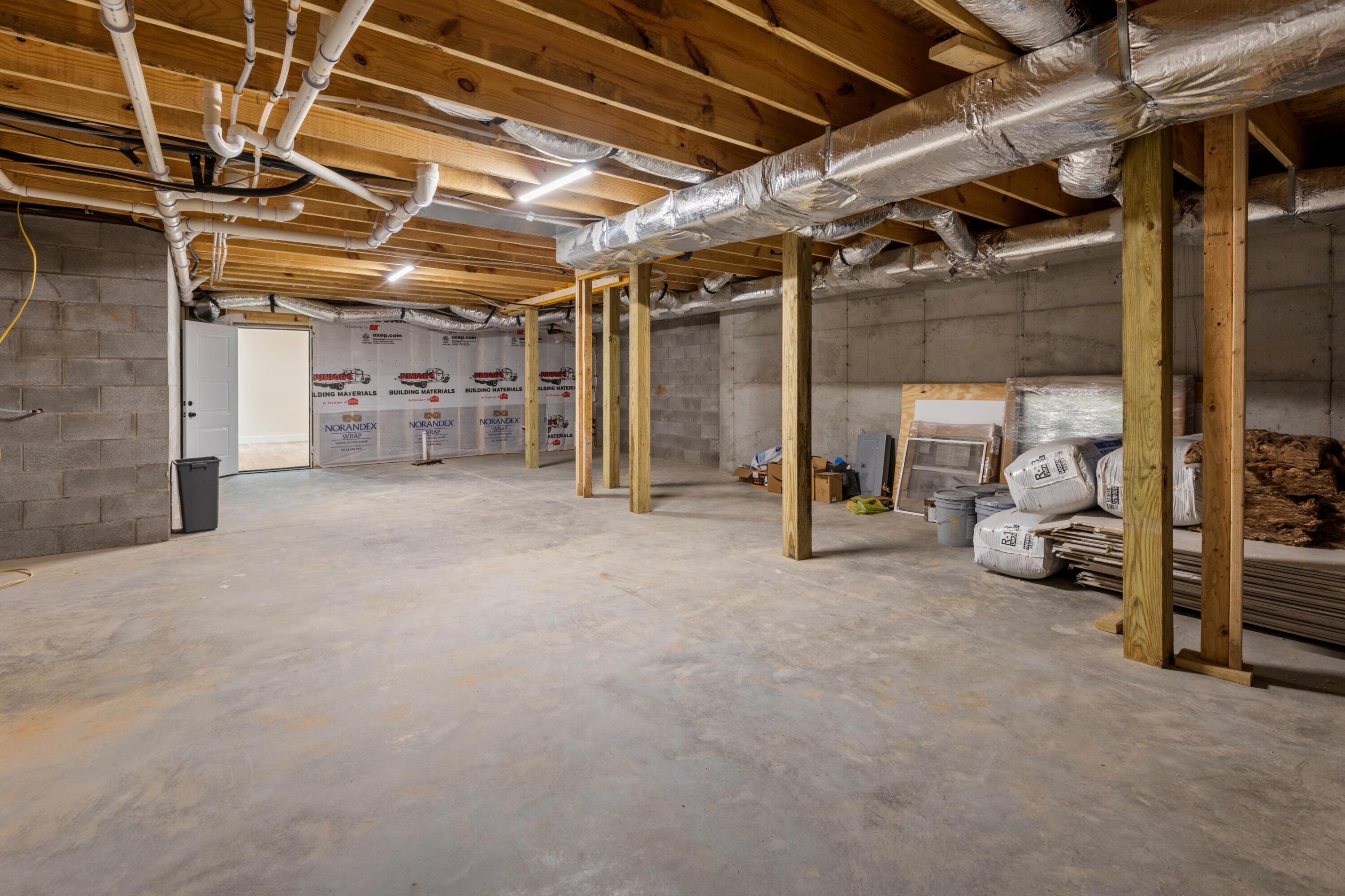 Chattanooga, Tennessee 37409, United States, 4 Bedrooms Bedrooms, ,3 BathroomsBathrooms,Residential,Contingent,137514