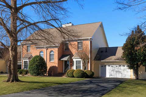 Condo For Sale - 1006 Southbridge Lane<br/> Chattanooga, TN 37405