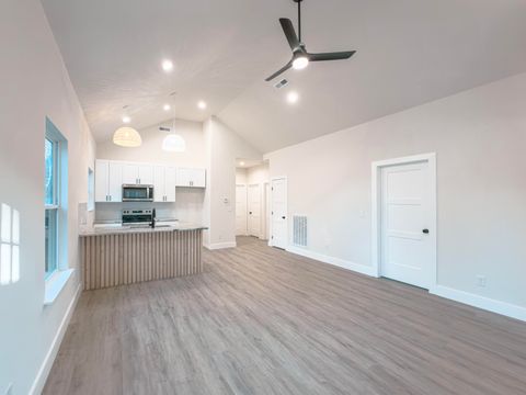 Tiny photo for 910 Line Street, Chattanooga, TN 37404 (MLS # 1526756)