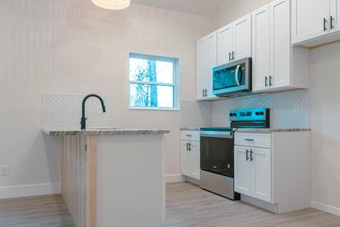 Tiny photo for 910 Line Street, Chattanooga, TN 37404 (MLS # 1526756)