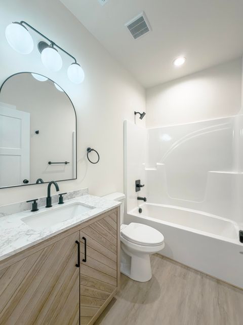 Tiny photo for 910 Line Street, Chattanooga, TN 37404 (MLS # 1526756)