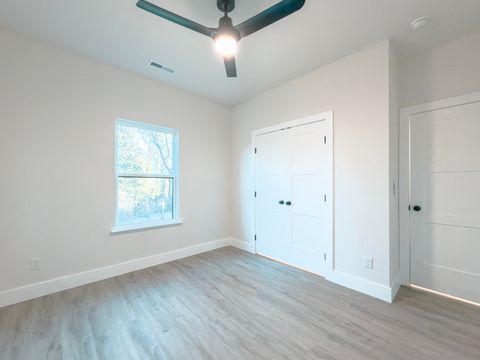 Tiny photo for 910 Line Street, Chattanooga, TN 37404 (MLS # 1526756)