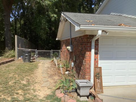Tiny photo for 9017 Kesler Lane, Chattanooga, TN 37421 (MLS # 1520609)