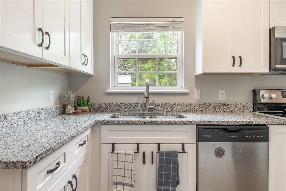 1945 Bay Hill Drive, Hixson, Tennessee image 10