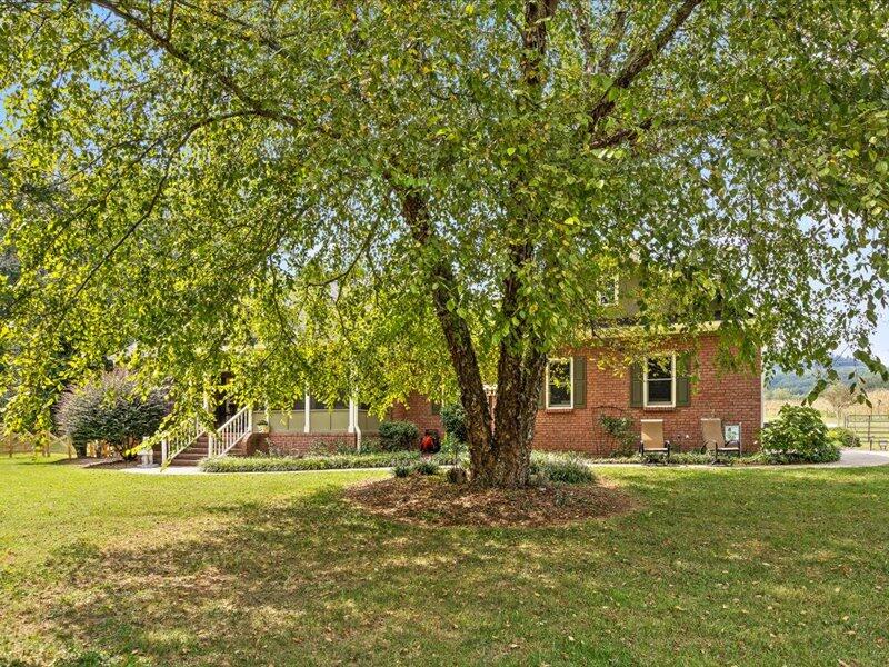 1024 Banther Road