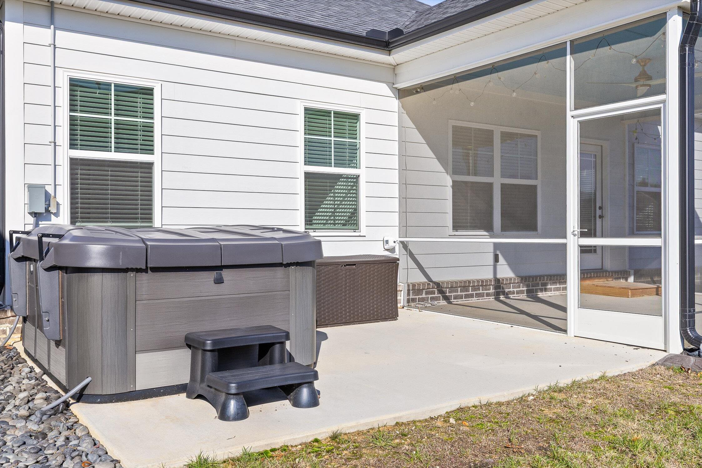 Ooltewah, Tennessee 37363, United States, 3 Bedrooms Bedrooms, ,2 BathroomsBathrooms,Residential,Active,251660