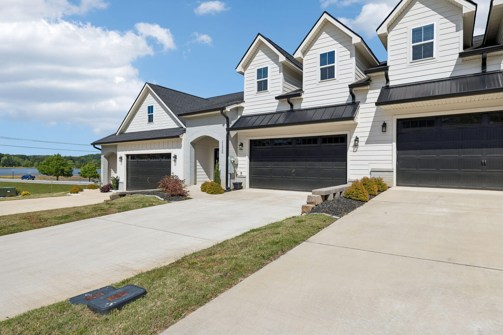 11330 Cape View