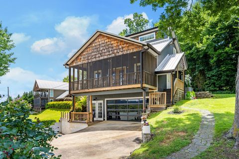 Photo of 8223 Snow Hill Road, Ooltewah, TN 37363 (MLS # 1515045)