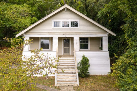 Photo of 107 S Seminole Drive, Chattanooga, TN 37411 (MLS # 1543504)