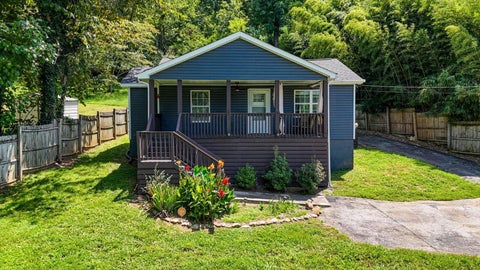 Photo of 700 Runyan Drive, Chattanooga, TN 37405 (MLS # 1541251)