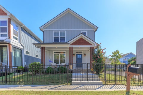 Photo of 1384 Adams Street, Chattanooga, TN 37408 (MLS # 1544688)