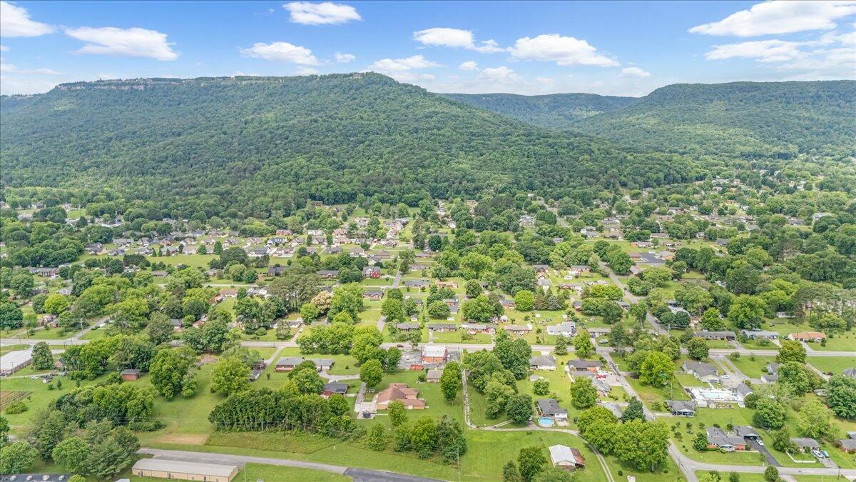 819 Betsy Pack Drive, Jasper, Tennessee image 40