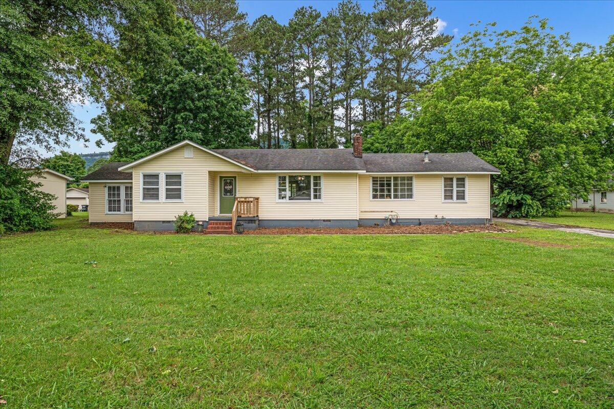 819 Betsy Pack Drive, Jasper, Tennessee image 1