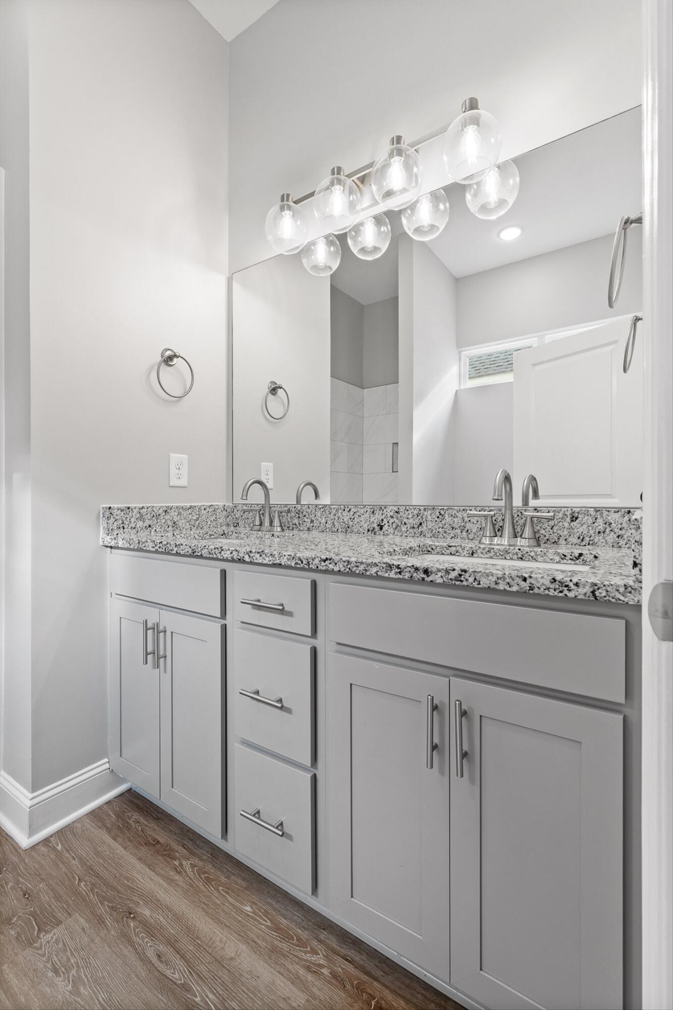 Chattanooga, Tennessee 37411, United States, 4 Bedrooms Bedrooms, ,3 BathroomsBathrooms,Residential,Active,183470