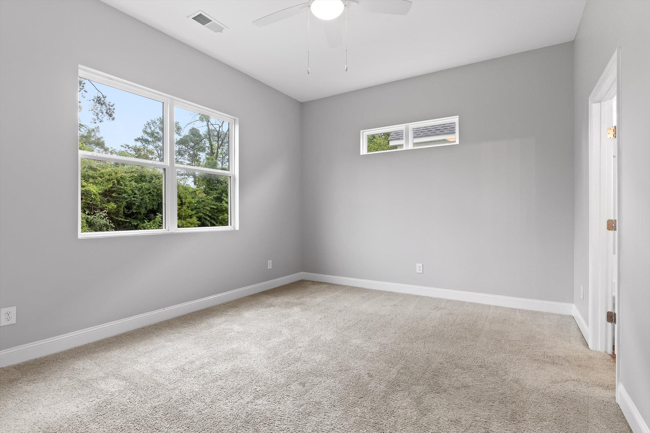 Chattanooga, Tennessee 37411, United States, 4 Bedrooms Bedrooms, ,3 BathroomsBathrooms,Residential,Active,183470