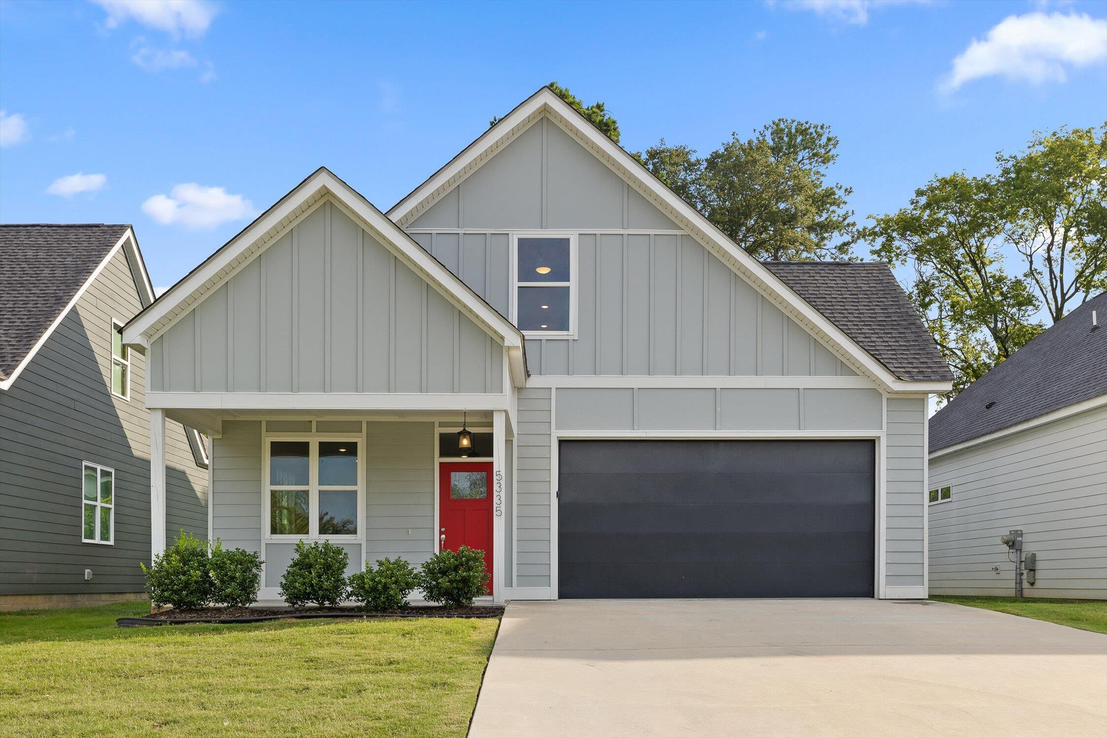 Chattanooga, Tennessee 37411, United States, 4 Bedrooms Bedrooms, ,3 BathroomsBathrooms,Residential,Active,183470