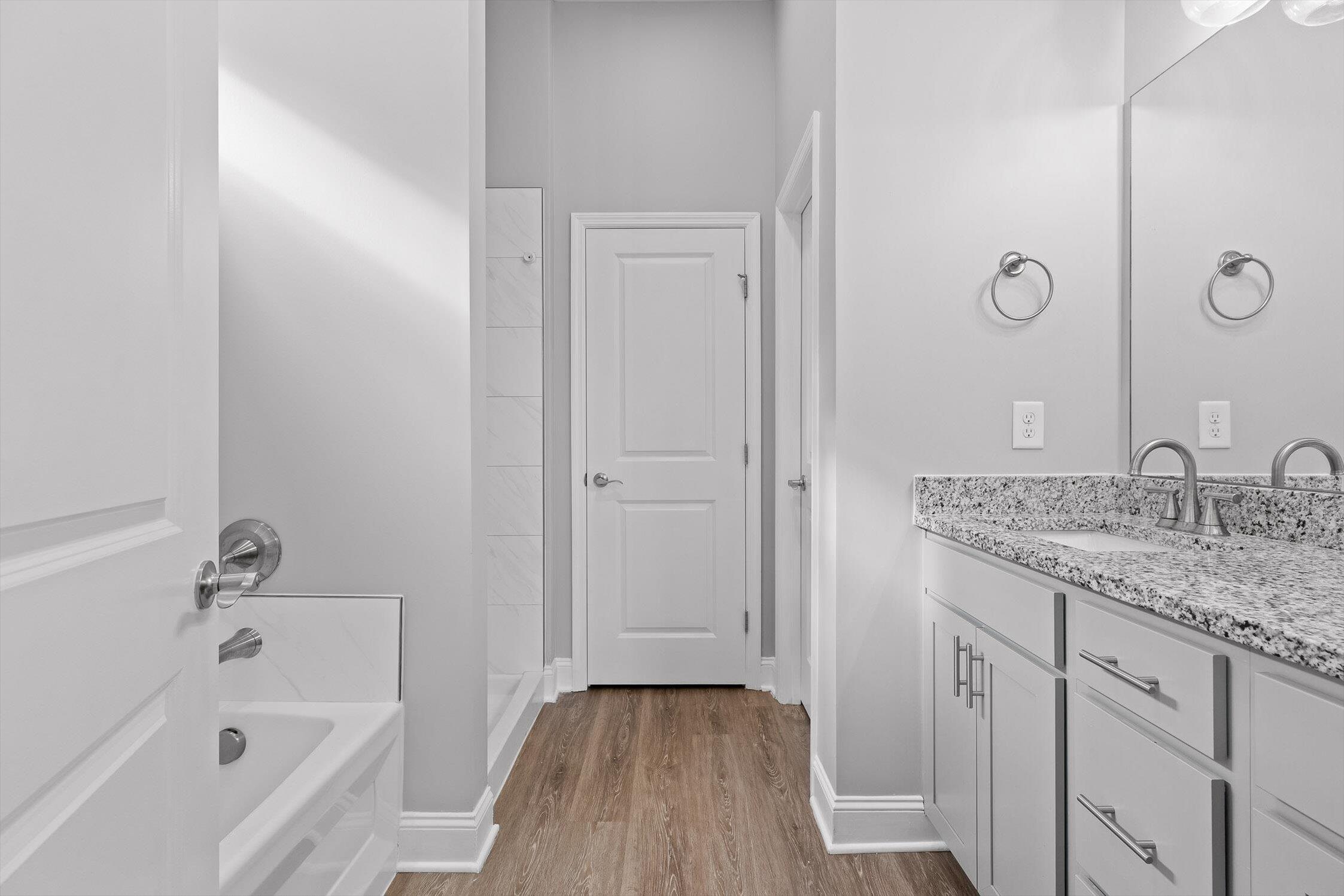 Chattanooga, Tennessee 37411, United States, 4 Bedrooms Bedrooms, ,3 BathroomsBathrooms,Residential,Active,183470