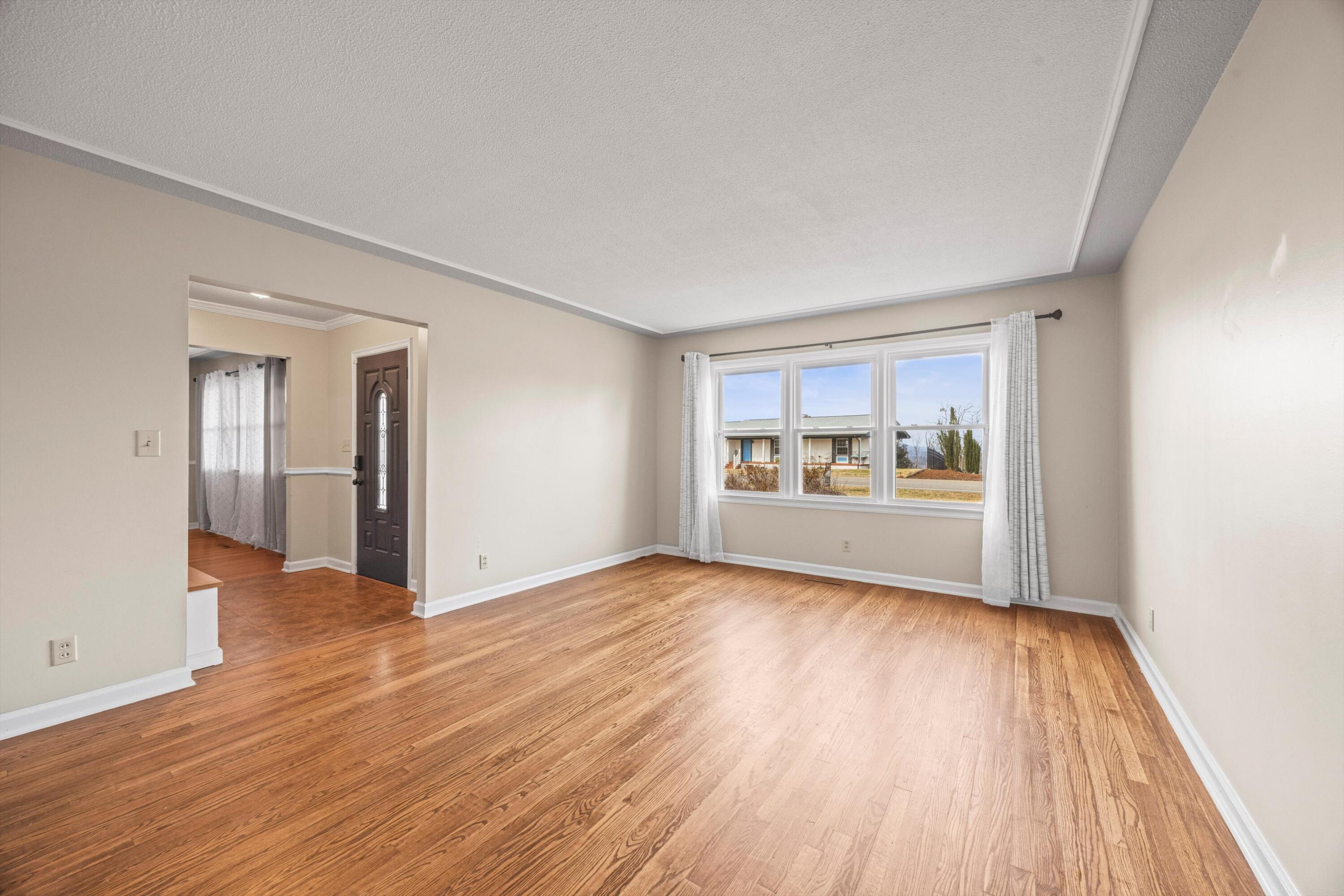 2144 Haven Crest Drive, Chattanooga, Tennessee image 2