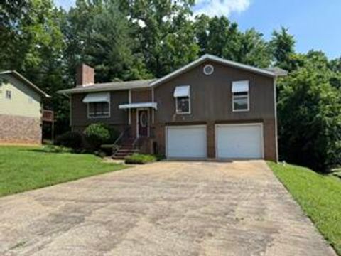 Homes For Sale - 3562 Valley Trail<br/> Chattanooga, TN 37415