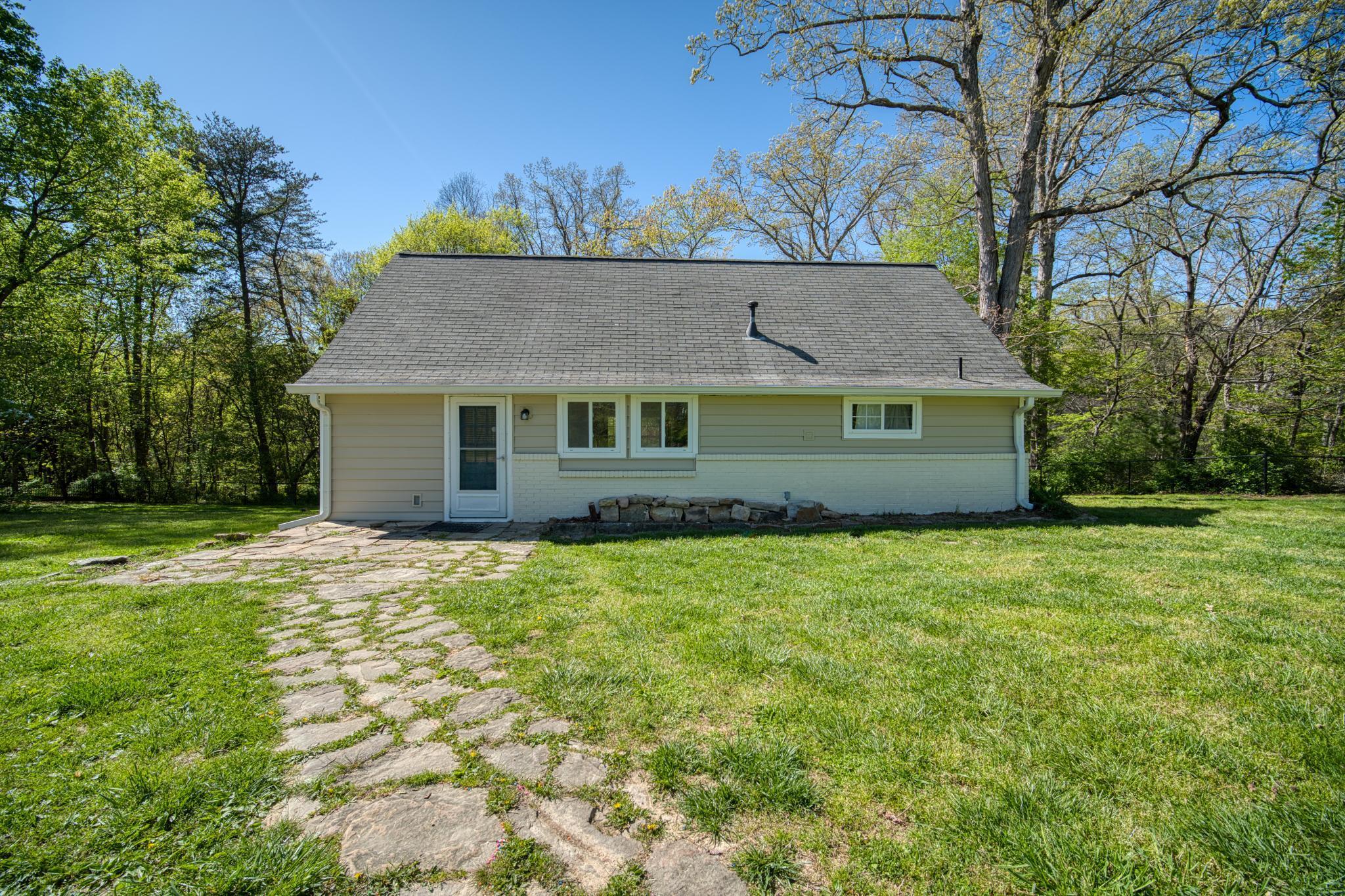 2409 Altura Drive, Signal Mountain, Tennessee image 5