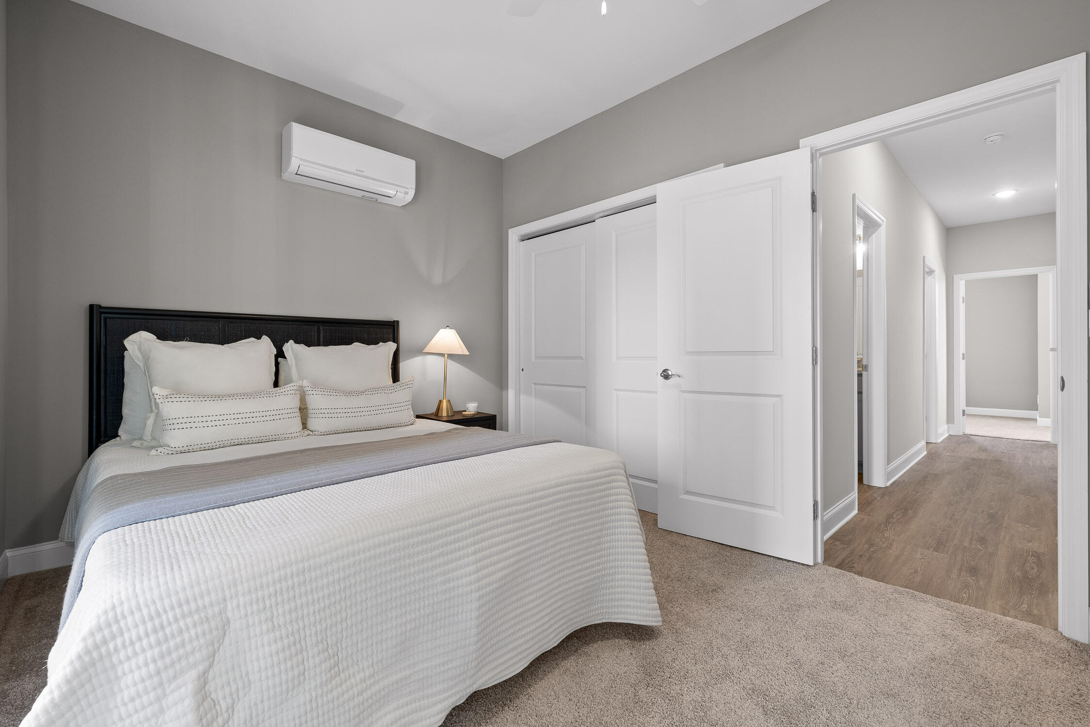 Chattanooga, Tennessee 37421, United States, 3 Bedrooms Bedrooms, ,3 BathroomsBathrooms,Residential,Active,246837