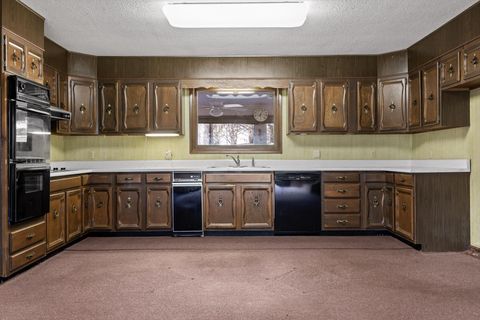 Tiny photo for 9113 Edgewater Road, Chattanooga, TN 37416 (MLS # 1530389)