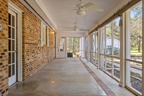 Tiny photo for 9113 Edgewater Road, Chattanooga, TN 37416 (MLS # 1530389)