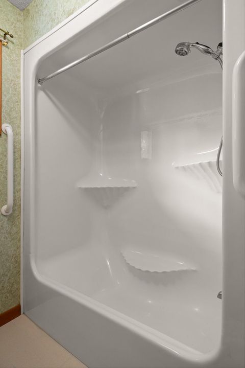 Tiny photo for 9113 Edgewater Road, Chattanooga, TN 37416 (MLS # 1530389)