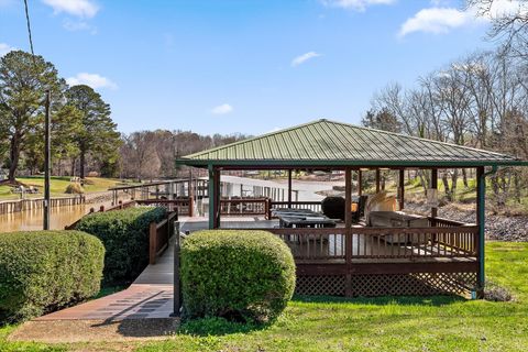 Tiny photo for 9113 Edgewater Road, Chattanooga, TN 37416 (MLS # 1530389)