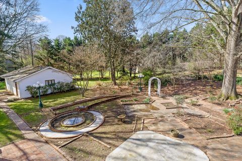 Tiny photo for 9113 Edgewater Road, Chattanooga, TN 37416 (MLS # 1530389)
