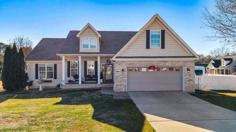 Photo of 136 Thoroughbred Drive NW, Cleveland, TN 37312 (MLS # 1525423)