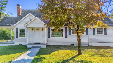 Photo of 4094 University Drive, Ooltewah, TN 37363 (MLS # 1522660)