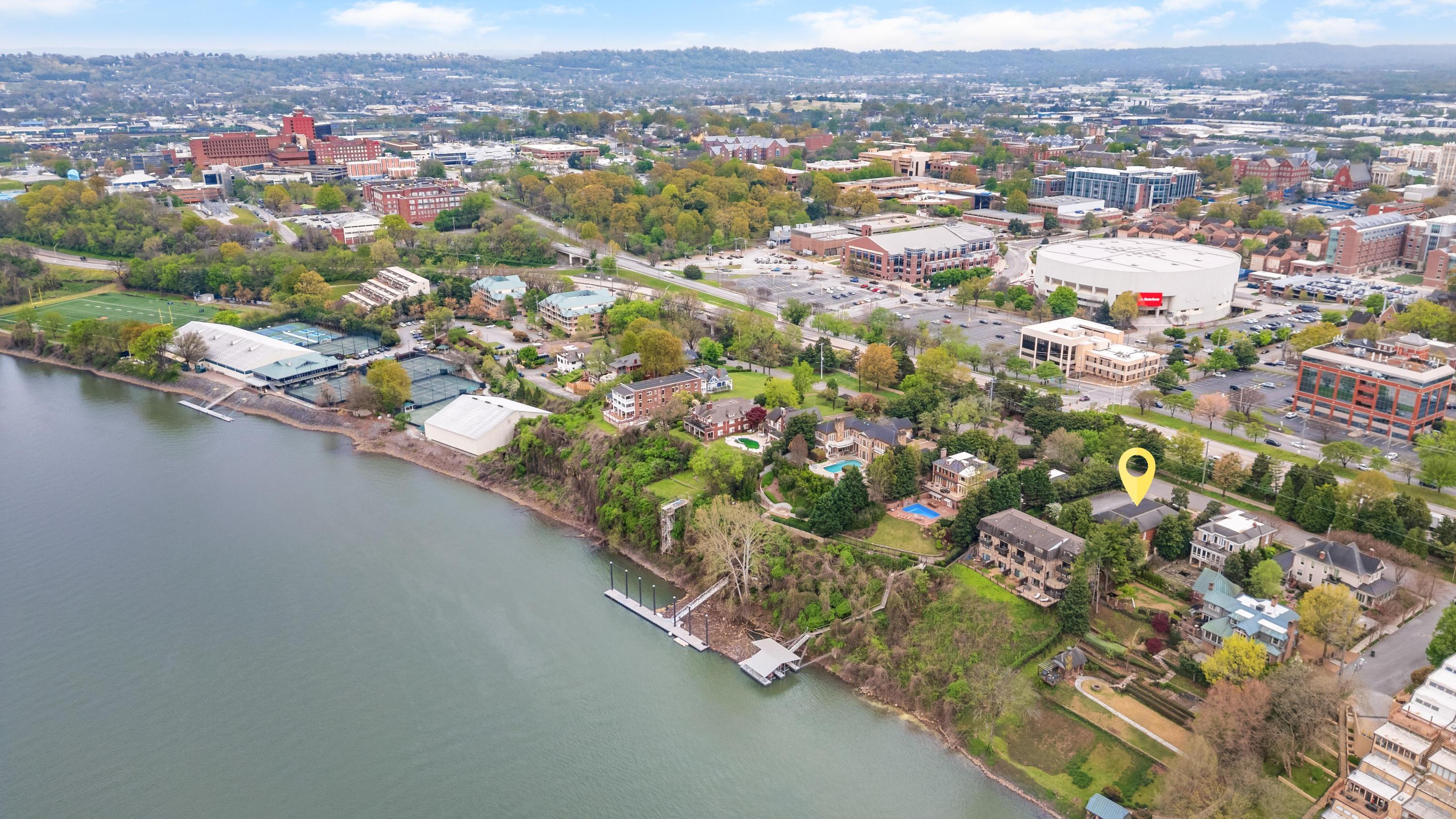 611 Battery Place, Chattanooga, Tennessee image 23