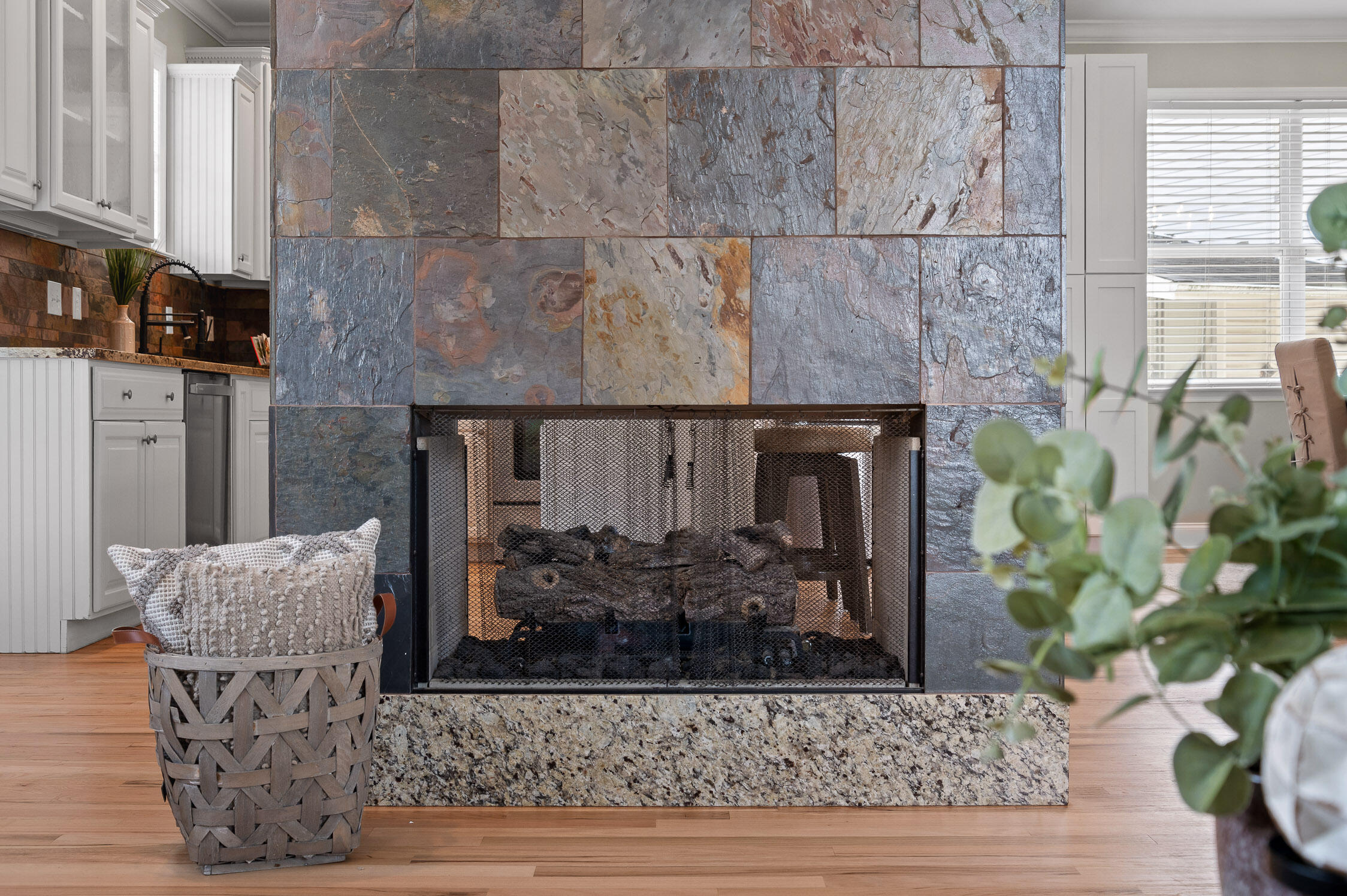 Chattanooga, Tennessee 37405, United States, 3 Bedrooms Bedrooms, ,2 BathroomsBathrooms,Residential,Active,91894