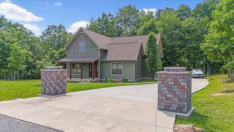 Photo of 220 Bear Crawl Road, Jasper, TN 37347 (MLS # 1531624)