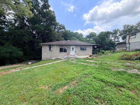 Homes For Sale - 4808 15th Avenue<br/> Chattanooga, TN 37407