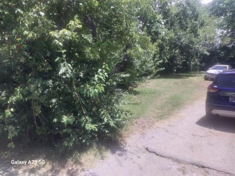 Photo of 1724 Stanfiel Street, Chattanooga, TN 37406 (MLS # 1516911)
