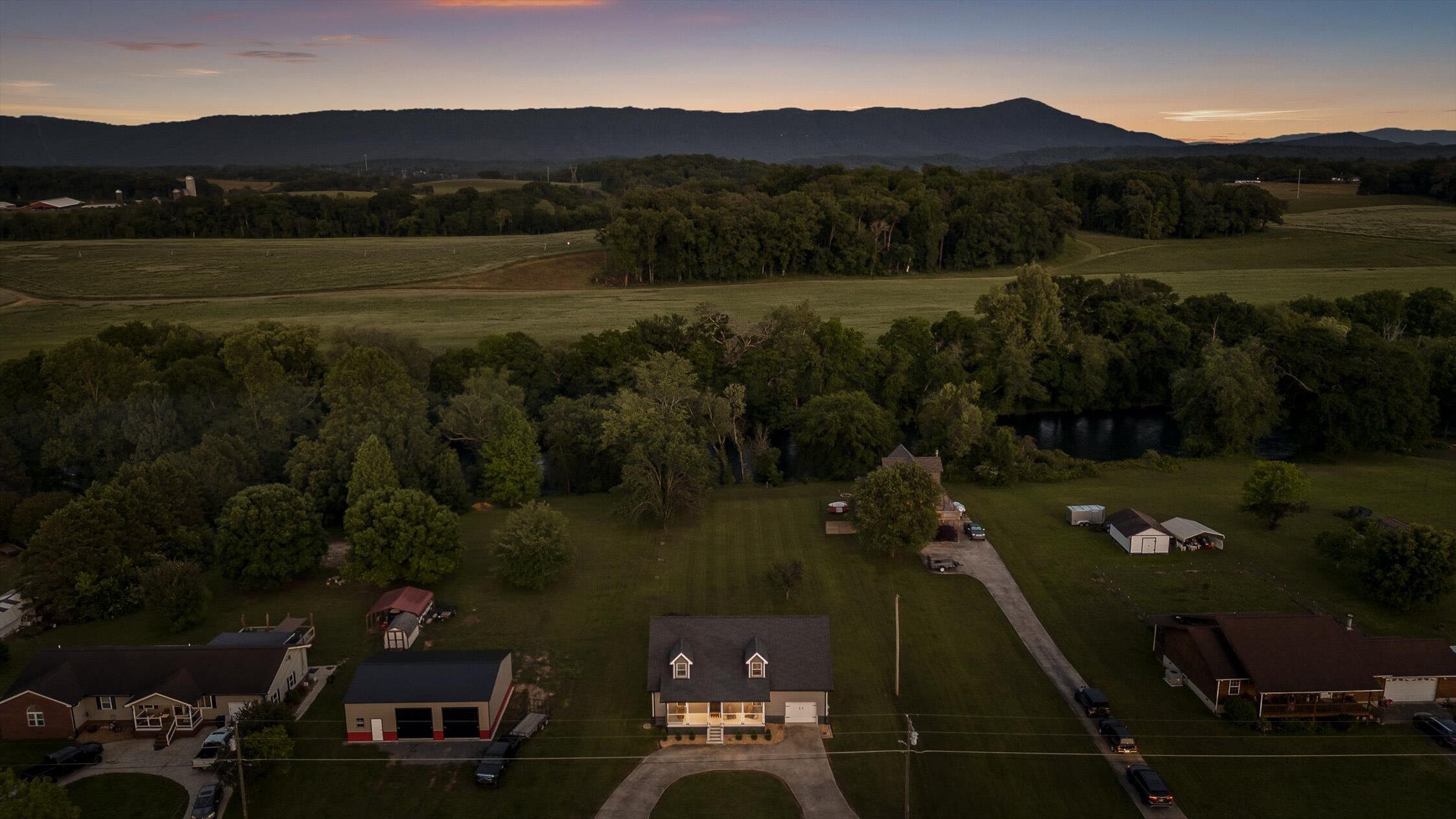 286 Circle R Drive, Benton, Tennessee image 40