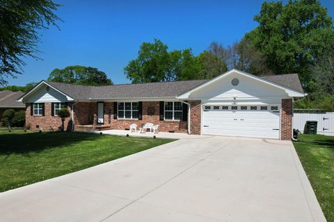 Photo of 7011 Leslie Dell Lane, Chattanooga, TN 37421 (MLS # 1532679)