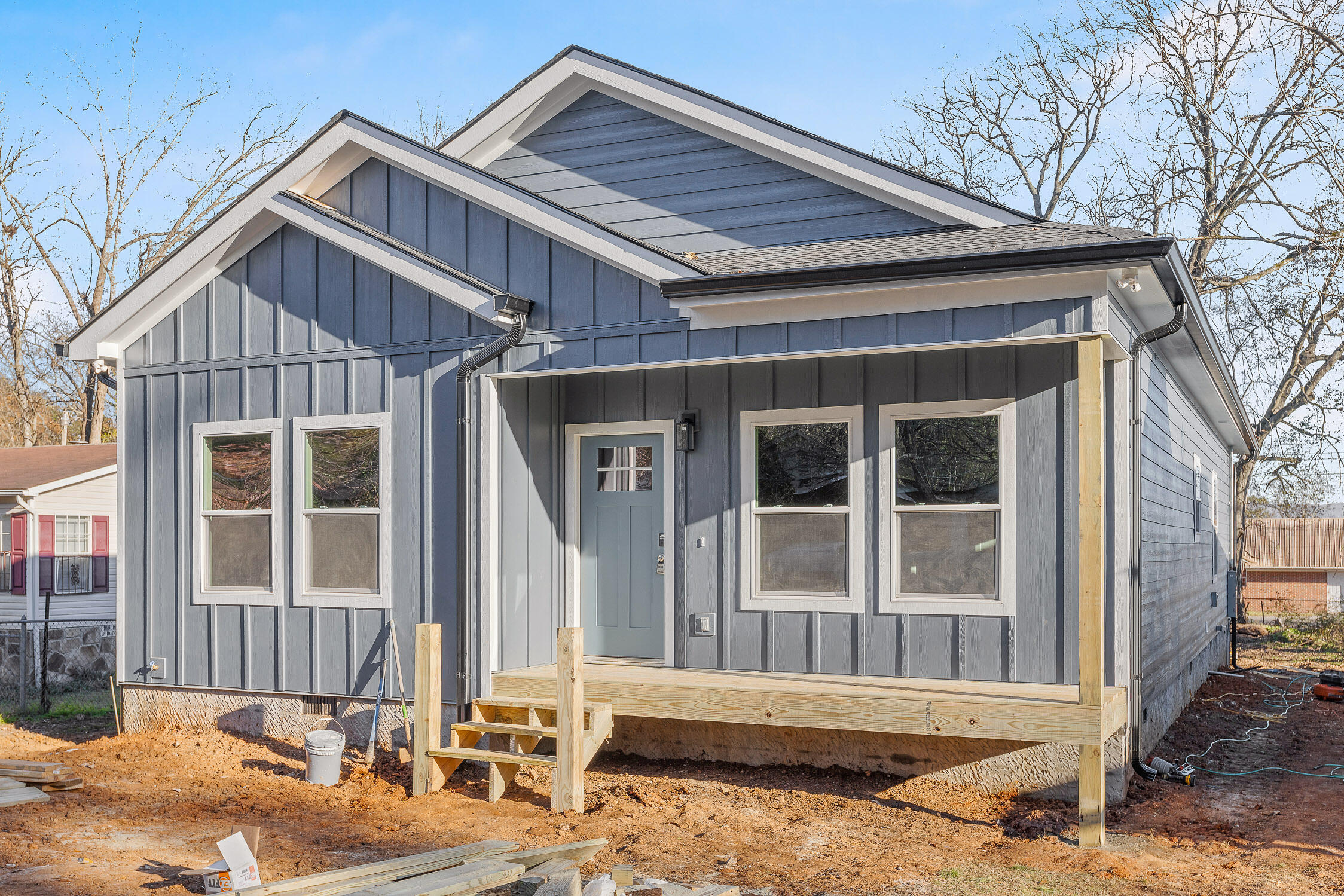 South Pittsburg, Tennessee 37380, United States, 3 Bedrooms Bedrooms, ,2 BathroomsBathrooms,Residential,Contingent,33213