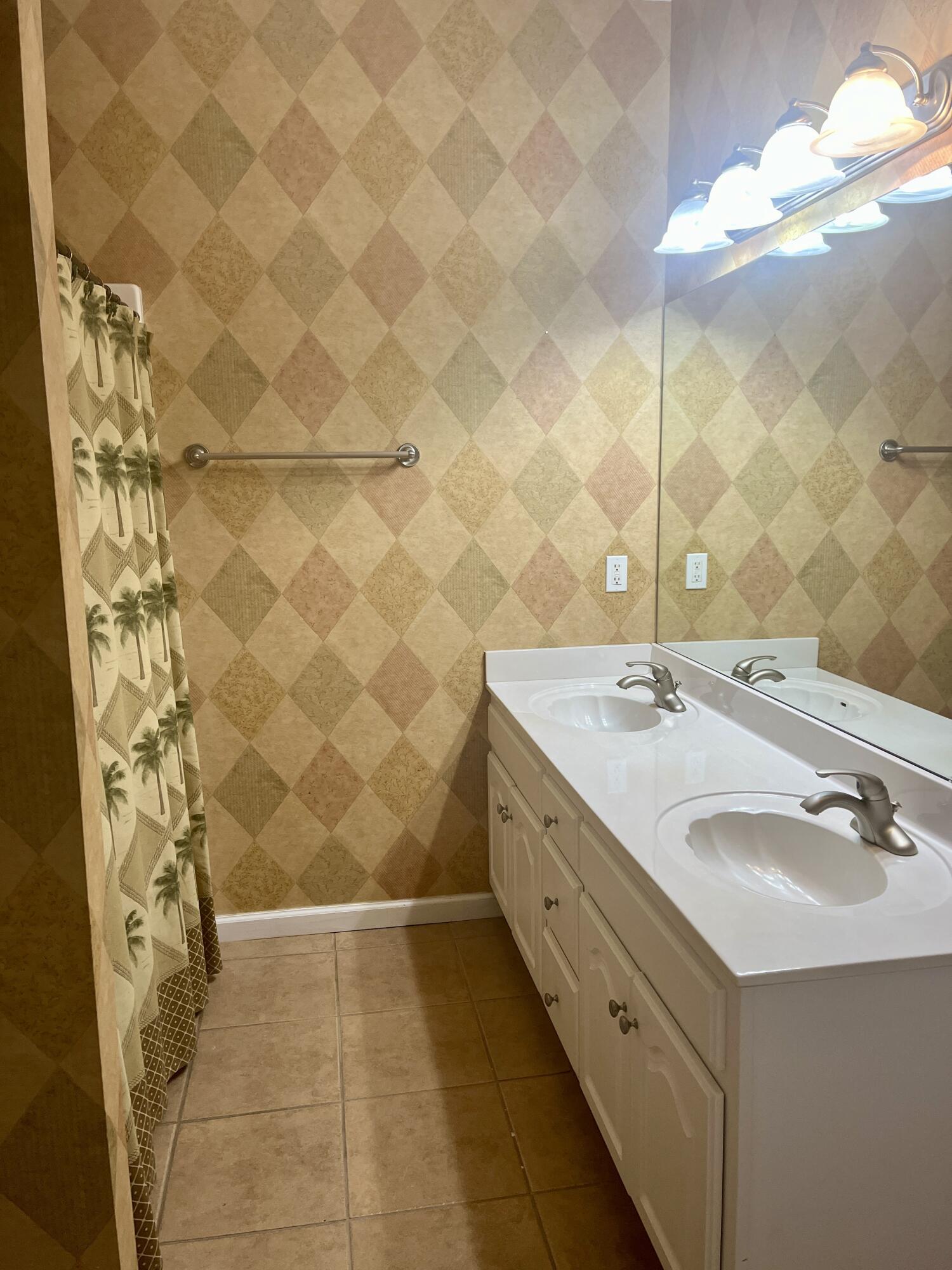 1902 Middle Summit Drive #UNIT 113, Dalton, Georgia image 10
