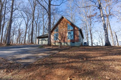 Photo of 757 Lakehaven Circle, Decatur, TN 37322 (MLS # 1525198)