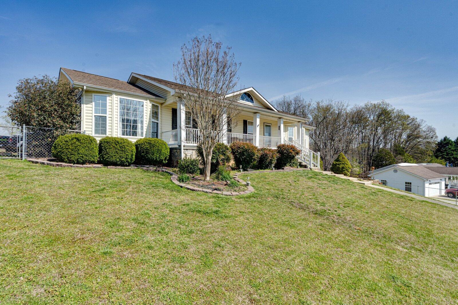 544 Arlis Avenue, Dayton, Tennessee image 2