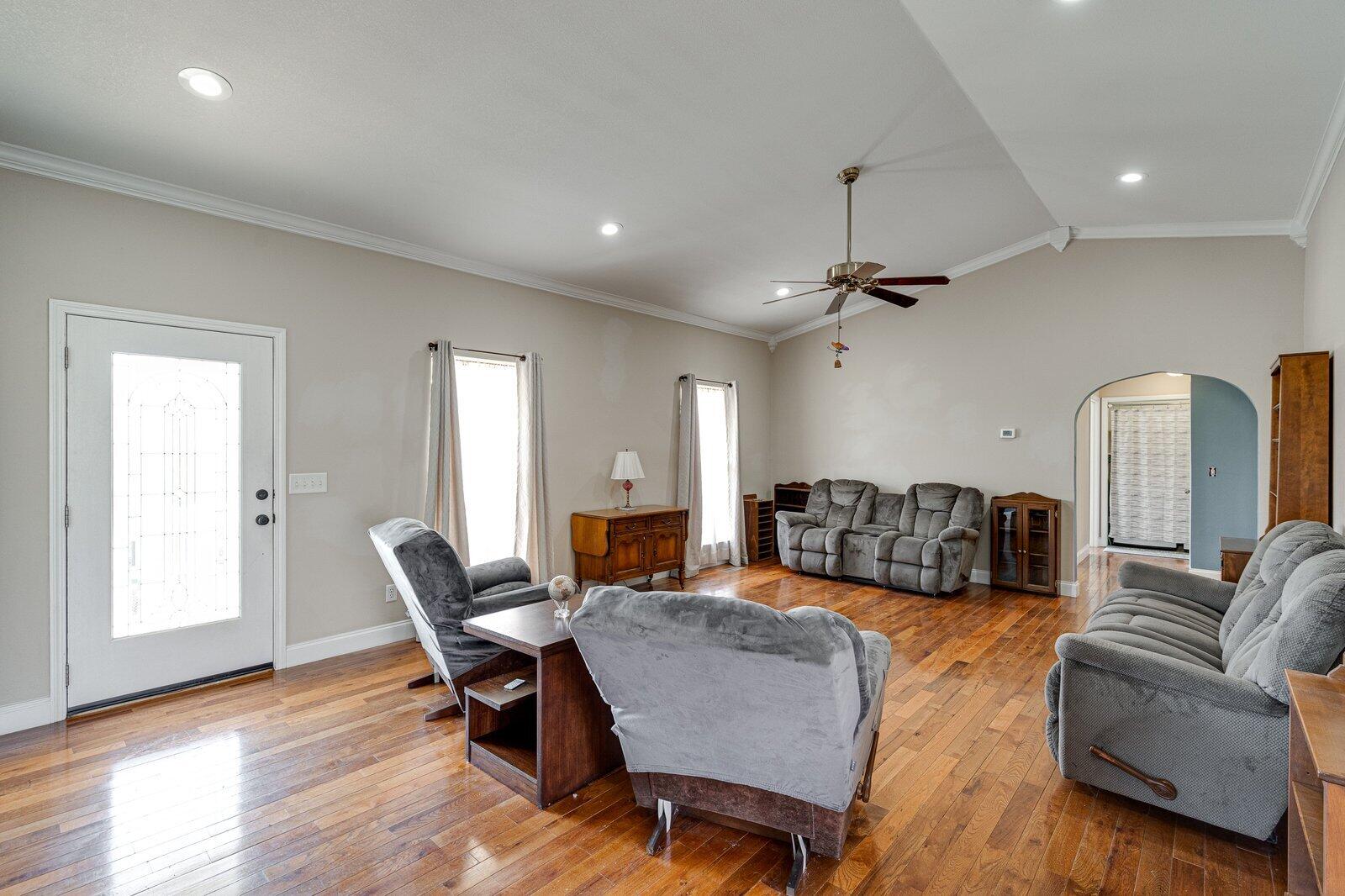 544 Arlis Avenue, Dayton, Tennessee image 5