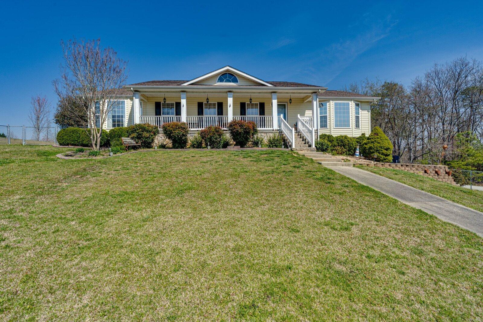 544 Arlis Avenue, Dayton, Tennessee image 1