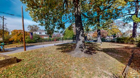 Tiny photo for 500 Barton Avenue, Chattanooga, TN 37405 (MLS # 1524313)