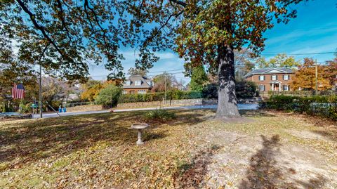 Tiny photo for 500 Barton Avenue, Chattanooga, TN 37405 (MLS # 1524313)
