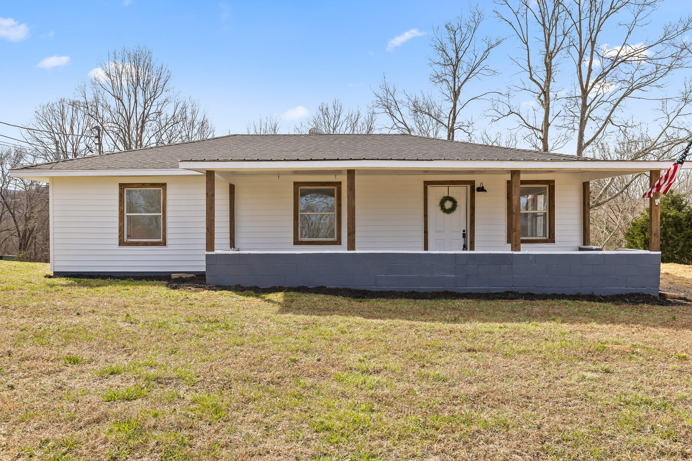 3848 Ra Griffith Highway, Jasper, Tennessee image 1