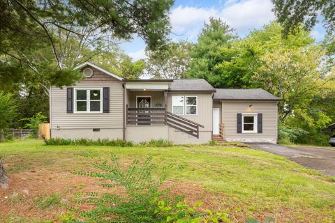 Photo of 3 Reece Street, Rossville, GA 30741 (MLS # 1521335)